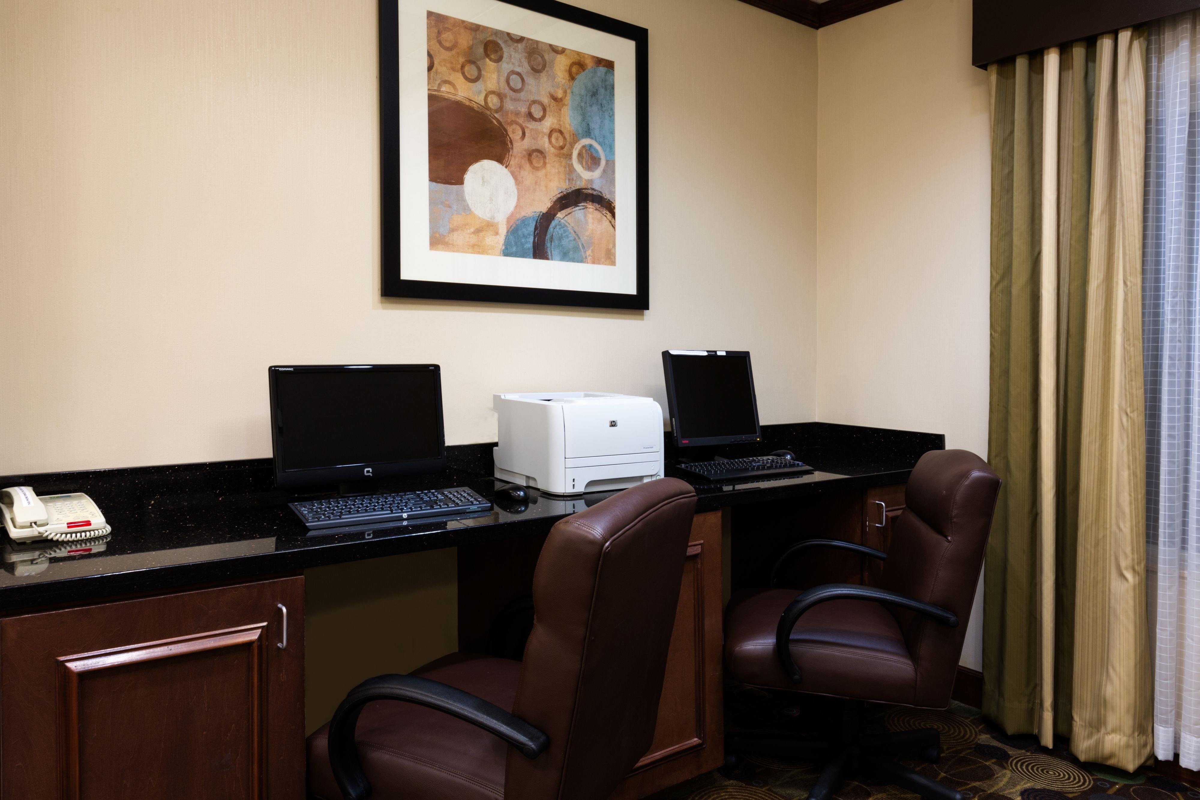 holiday inn express and suites moultrie by ihg