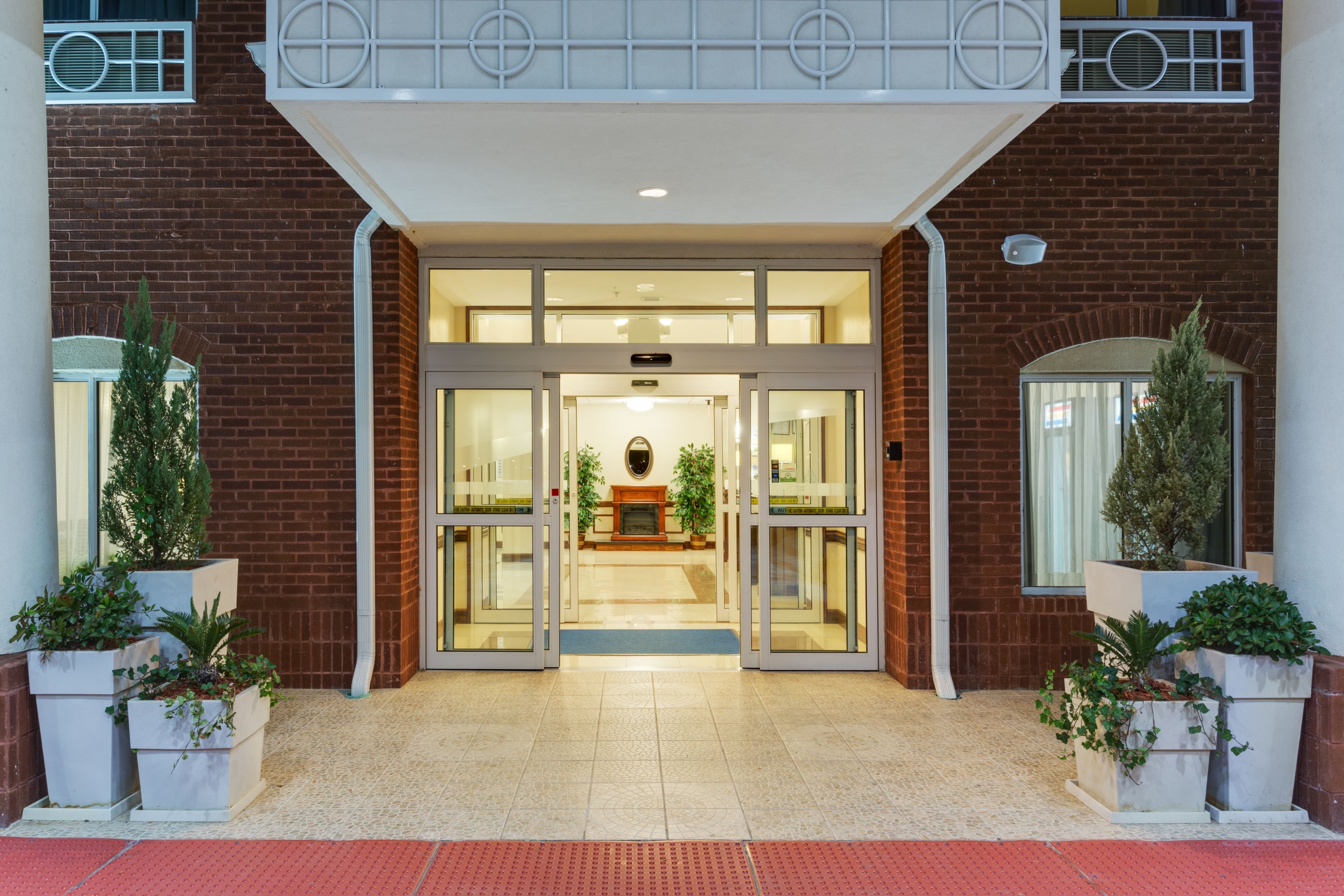 holiday inn express and suites moultrie by ihg