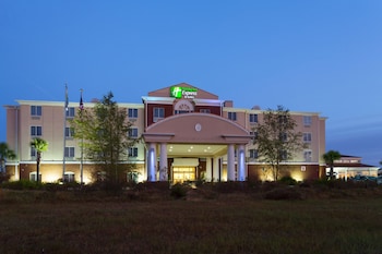 Holiday Inn Express And Suites Moultrie By Ihg,Moultrie>>Colquitt,3 star