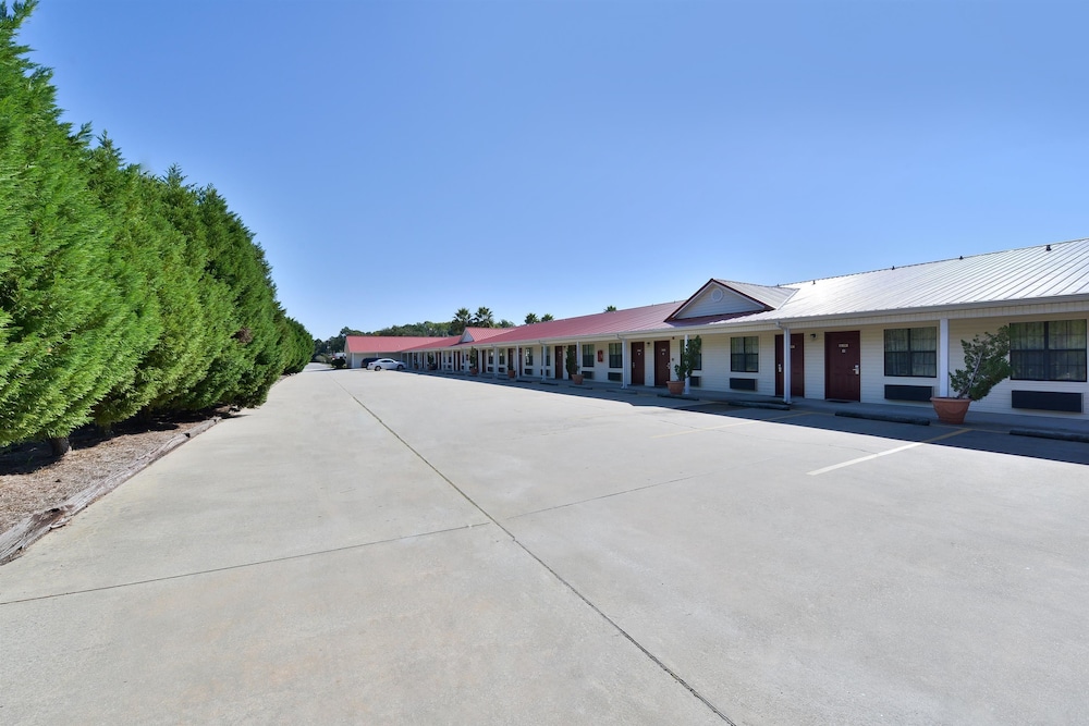 americas best value inn hazlehurst ga