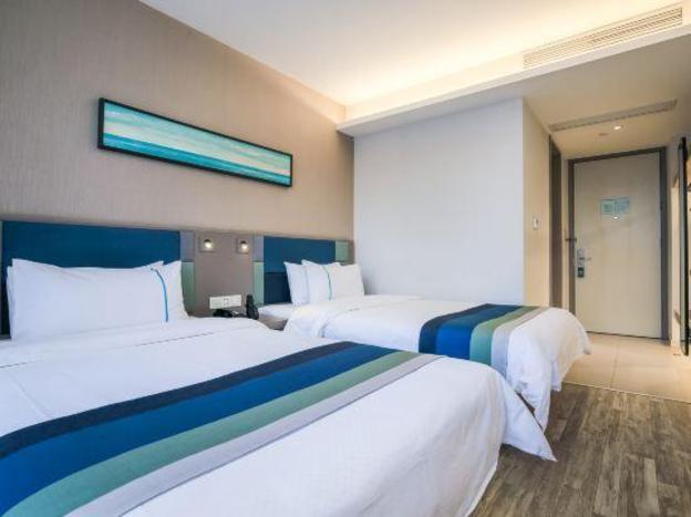 home inn selected shanghai east china normal university wujing