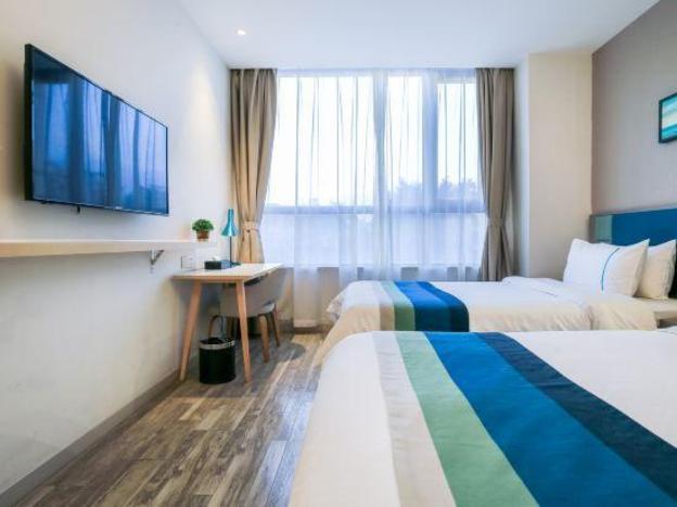 home inn selected shanghai east china normal university wujing