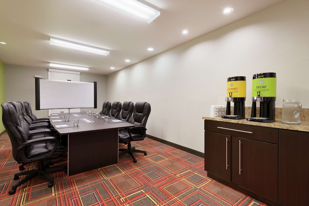 home2 suites by hilton florida city fl