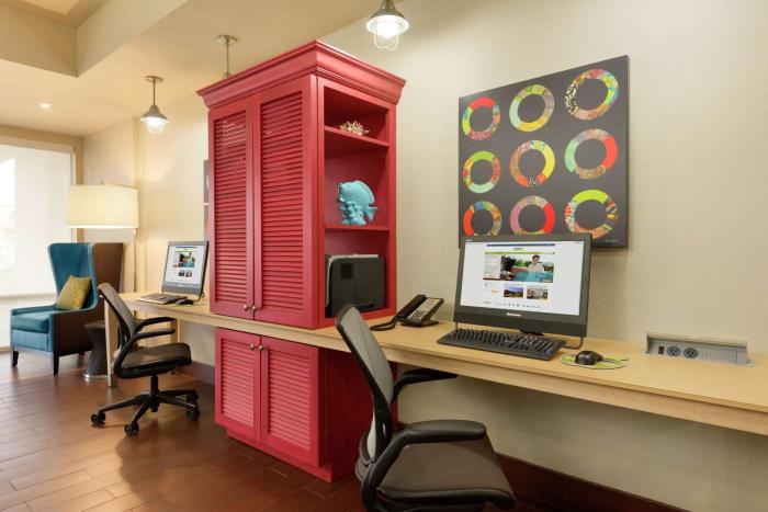 home2 suites by hilton florida city fl