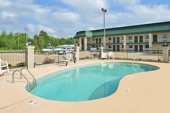 Americas Best Value Inn Winona,Grenada>>Greenwood,2 star