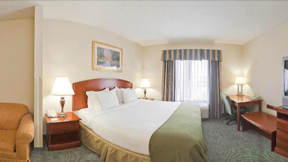 holiday inn express and suites grenada by ihg