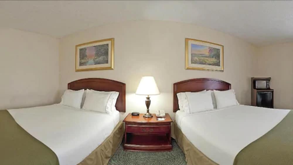 holiday inn express and suites grenada by ihg