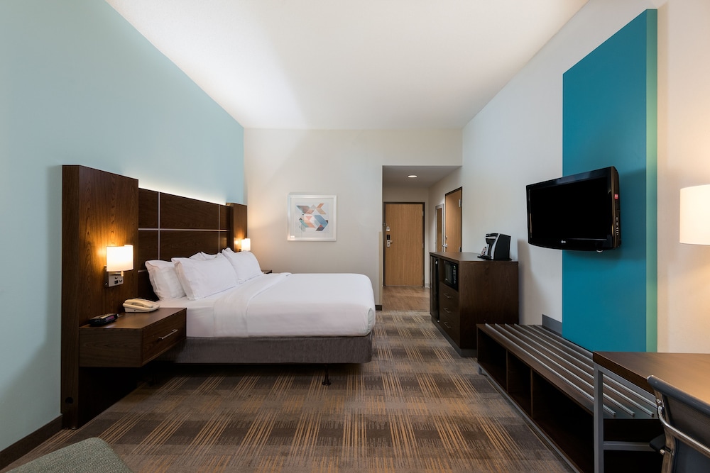 holiday inn express and suites grenada by ihg