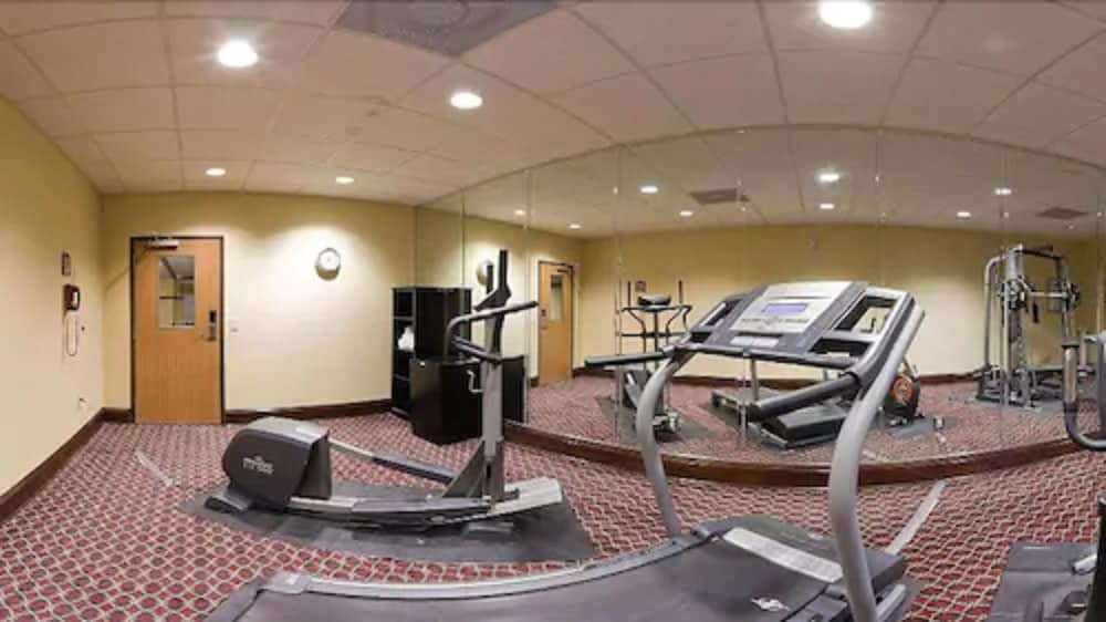 holiday inn express and suites grenada by ihg
