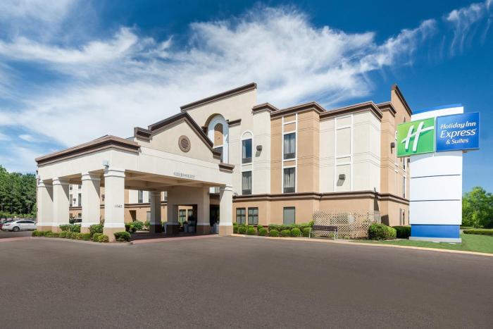 holiday inn express and suites grenada by ihg