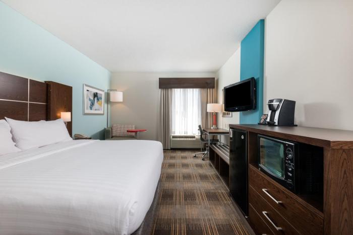 holiday inn express and suites grenada by ihg