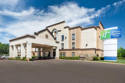 holiday inn express and suites grenada by ihg