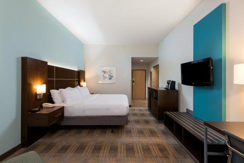 holiday inn express and suites grenada by ihg