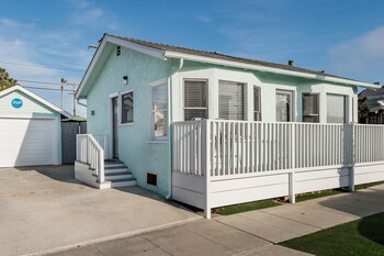 pacific bungalow