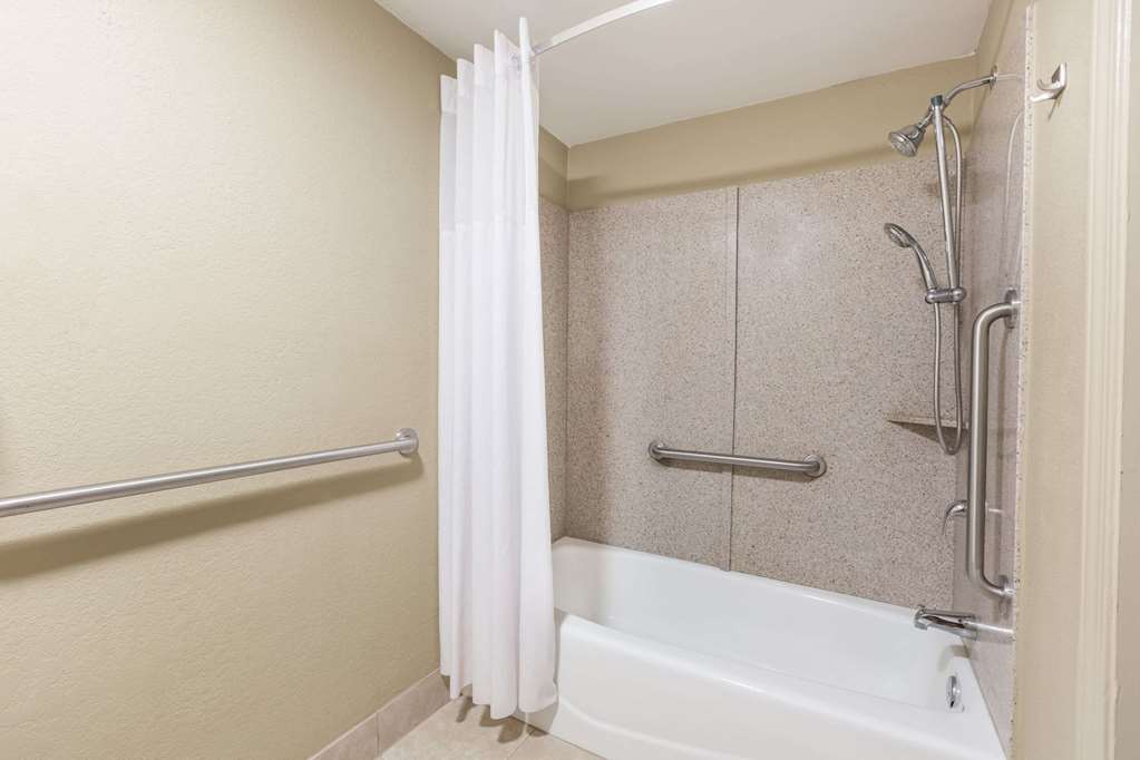 days inn by wyndham carlisle