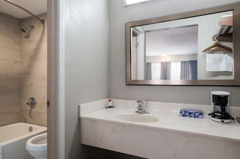americas best value inn and suites blytheville by sonesta