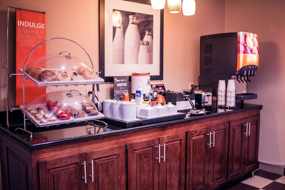 hampton inn monticello