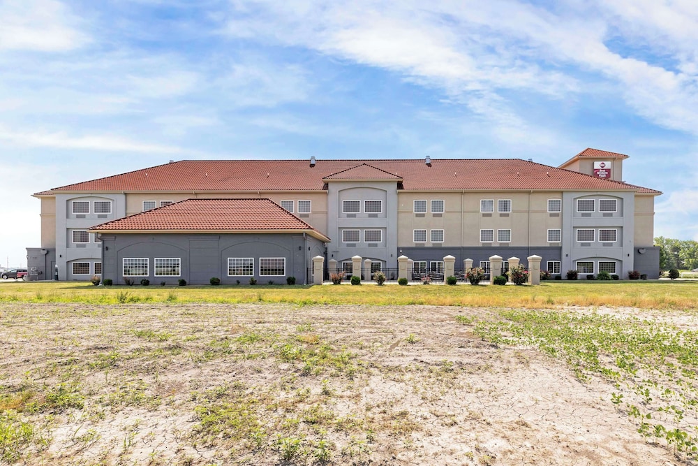 best western plus midamerica hotel
