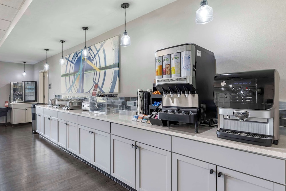 best western plus midamerica hotel