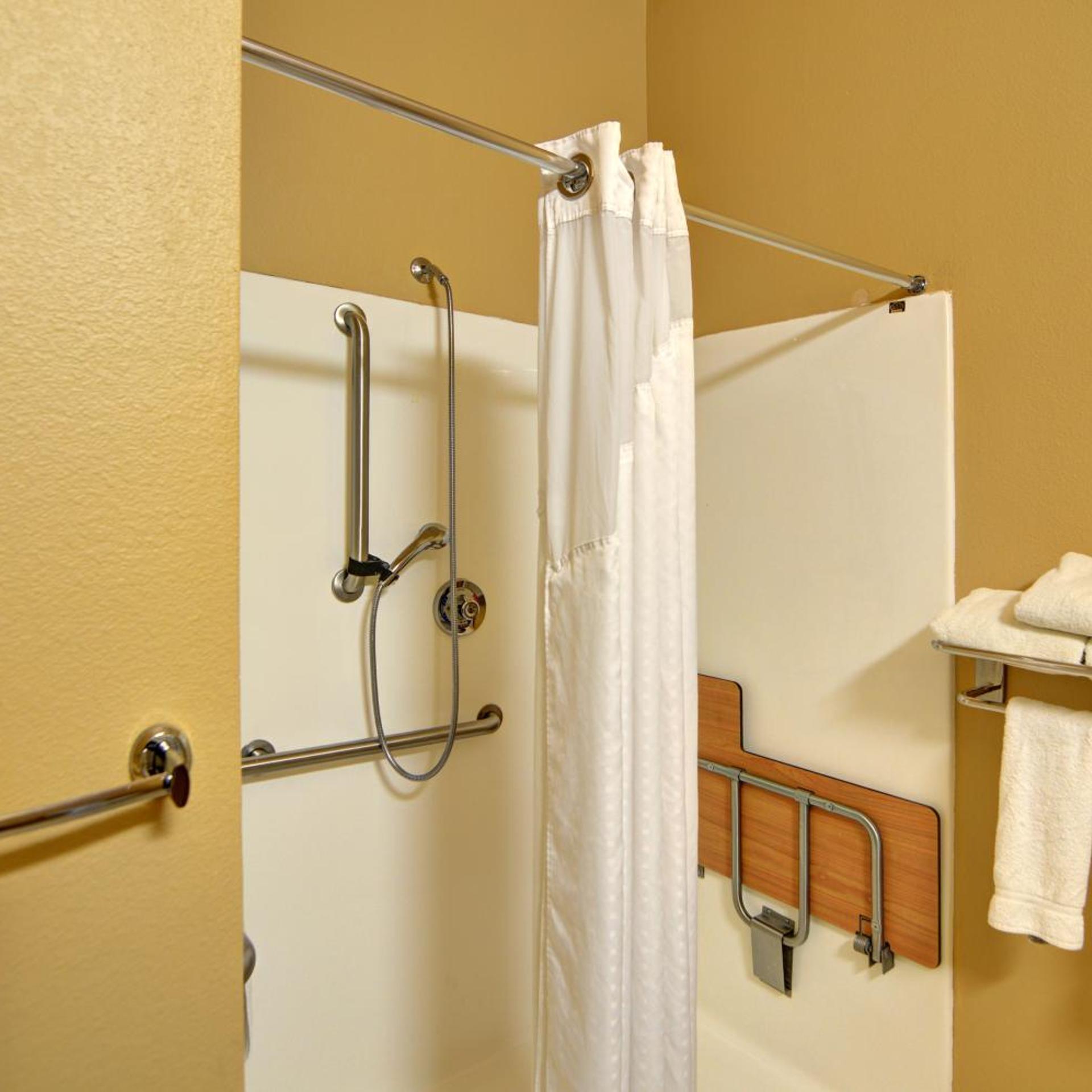 holiday inn express and suites altus by ihg