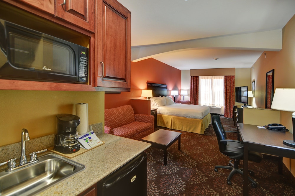 holiday inn express and suites altus by ihg