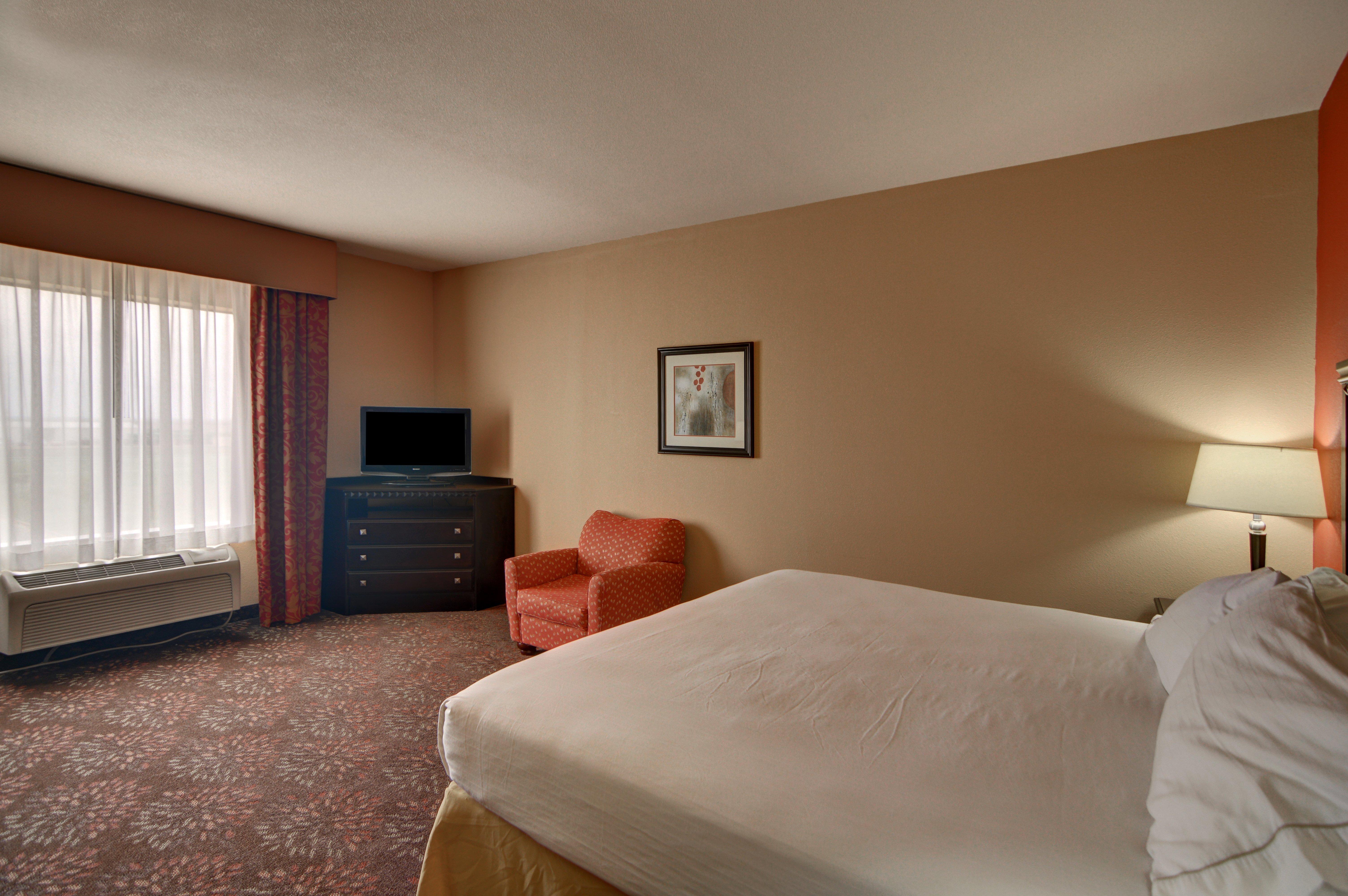 holiday inn express and suites altus by ihg