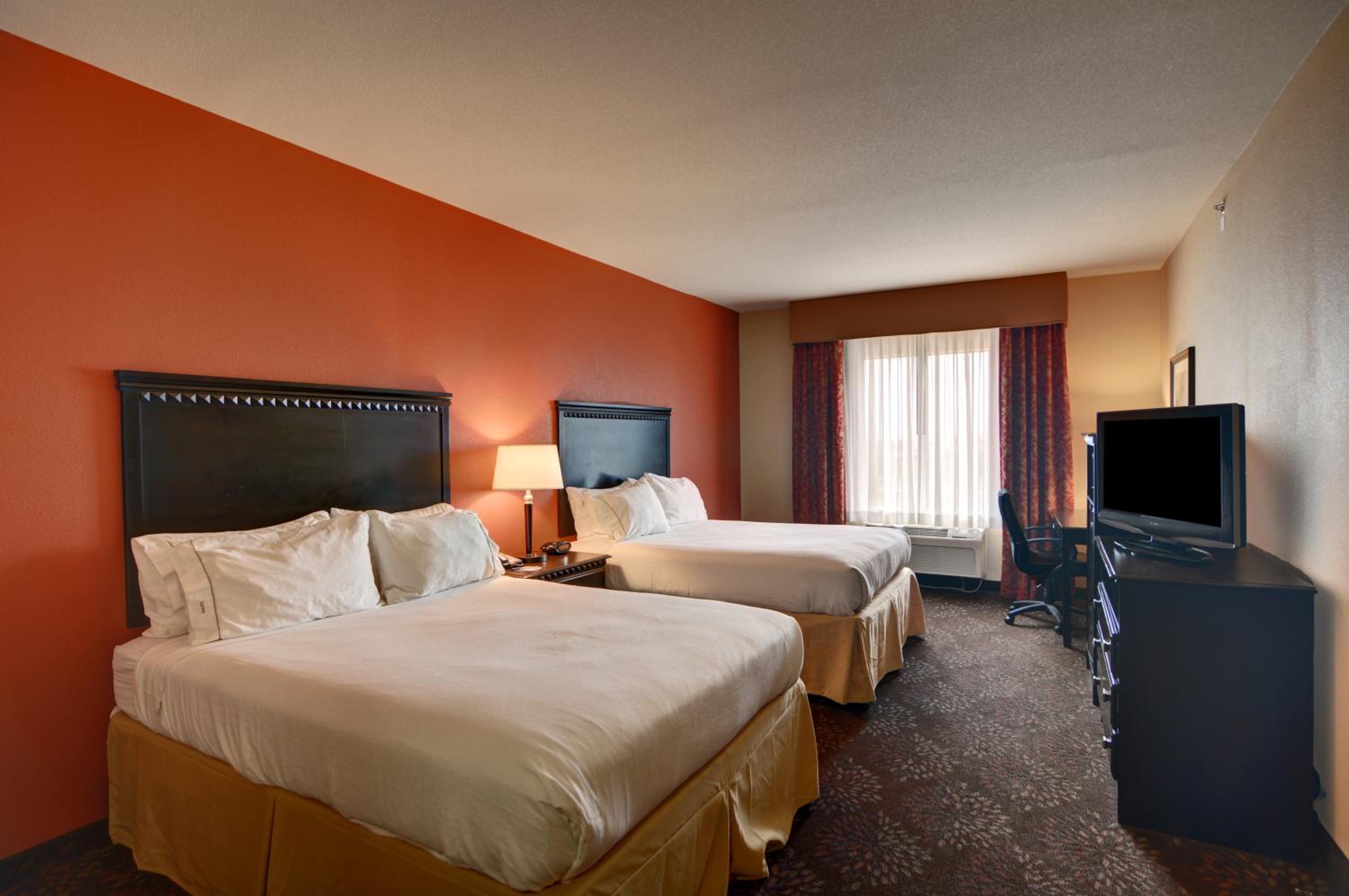 holiday inn express and suites altus by ihg