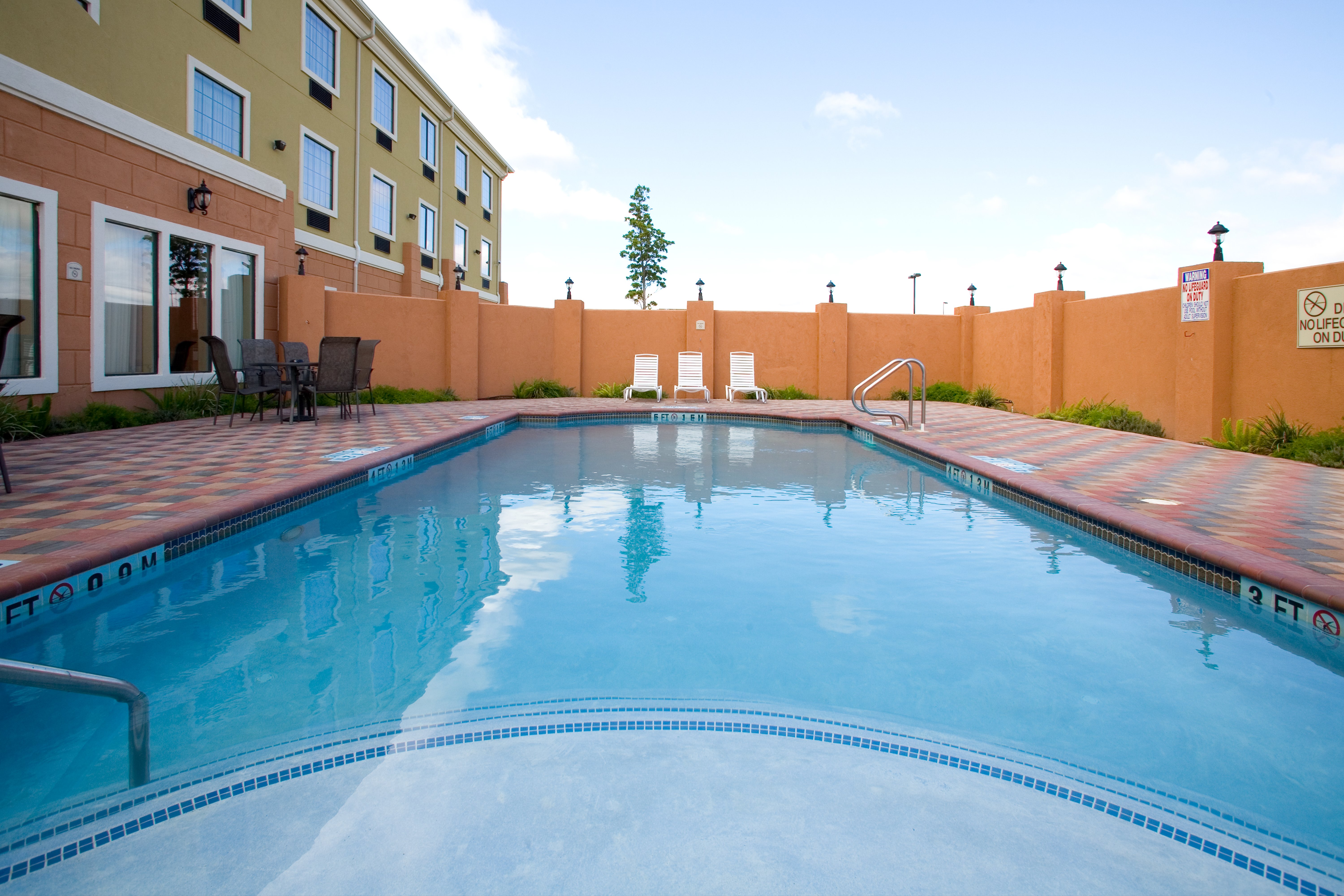holiday inn express jourdanton pleasanton by ihg