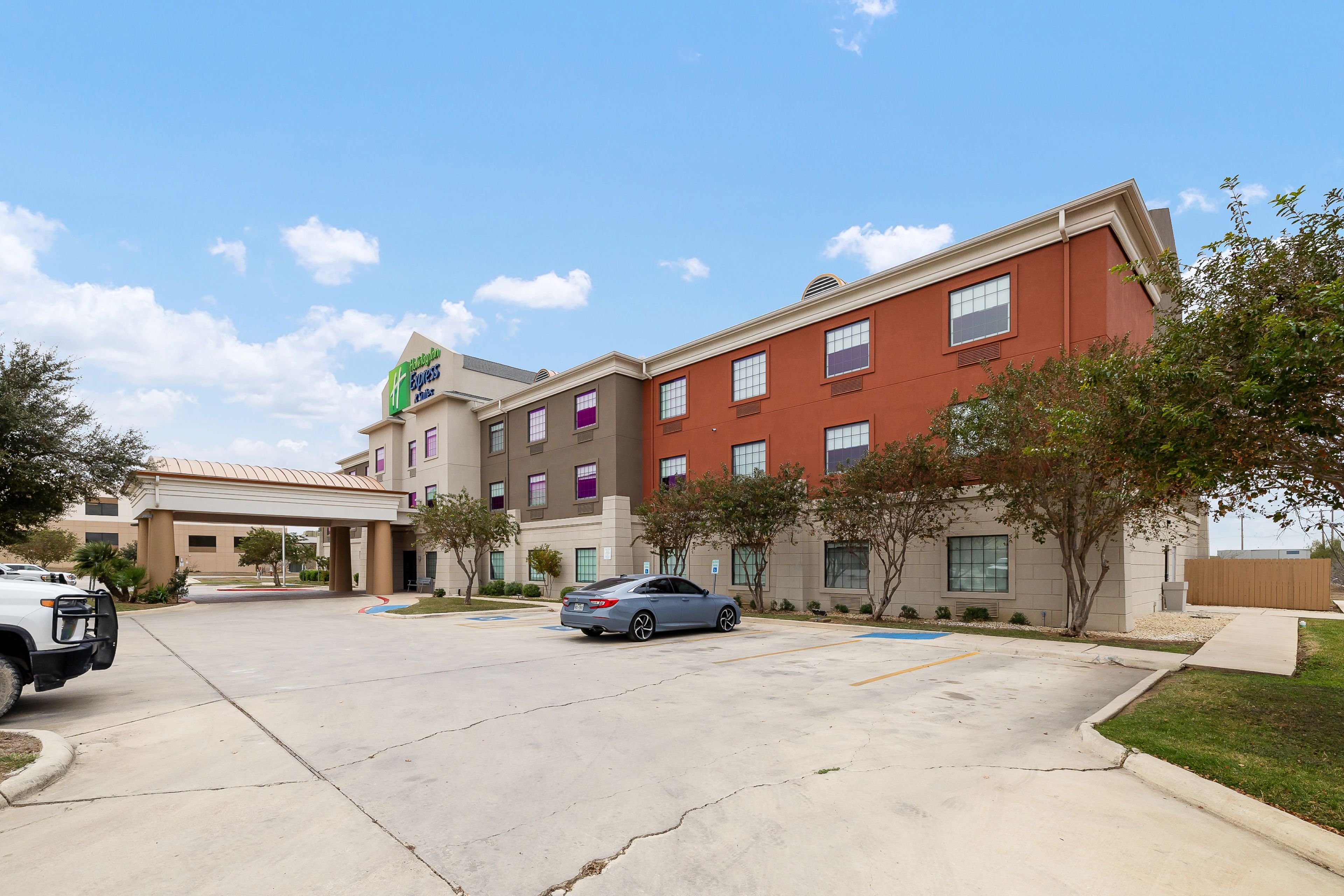 holiday inn express jourdanton pleasanton by ihg