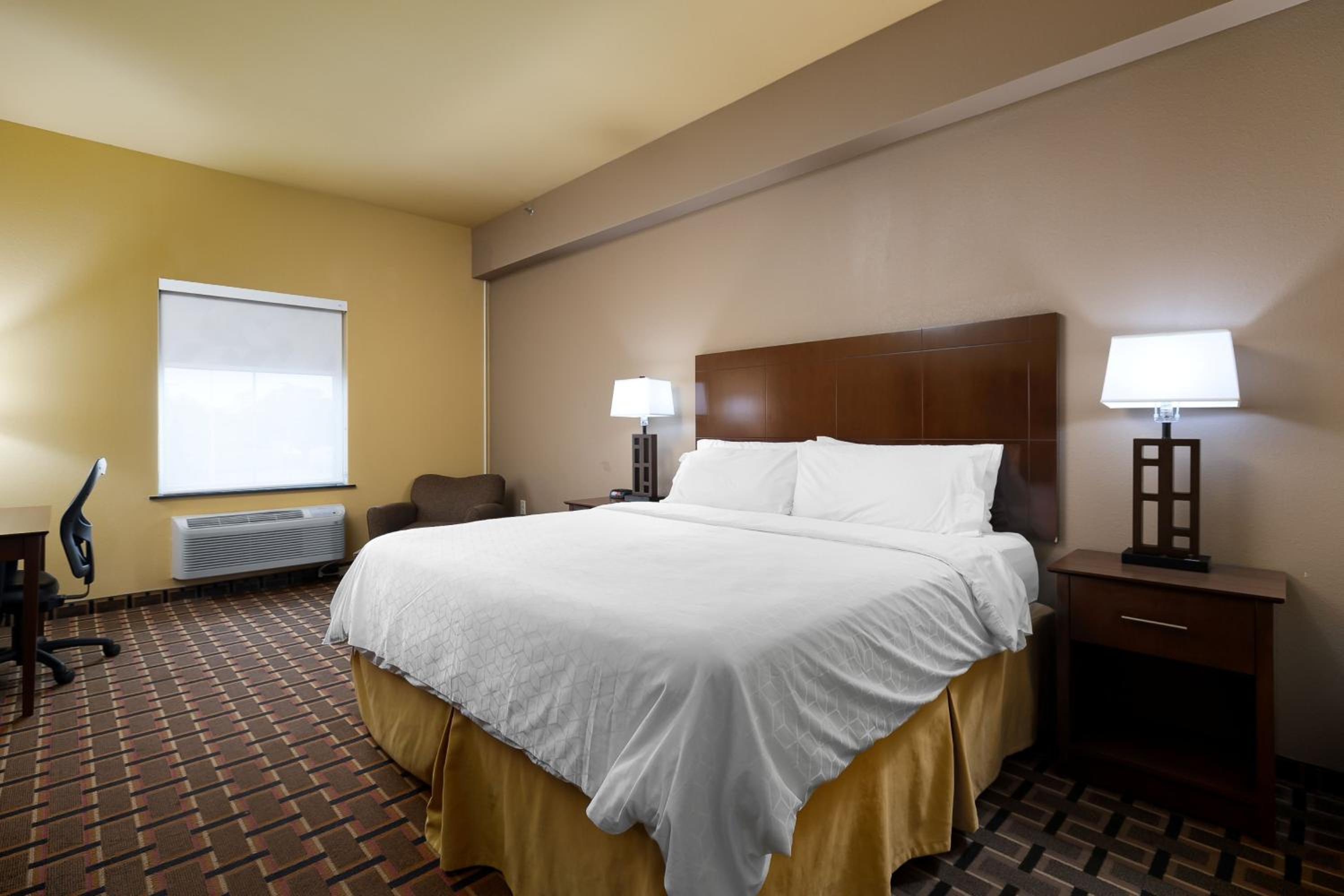 holiday inn express and suites george west by ihg