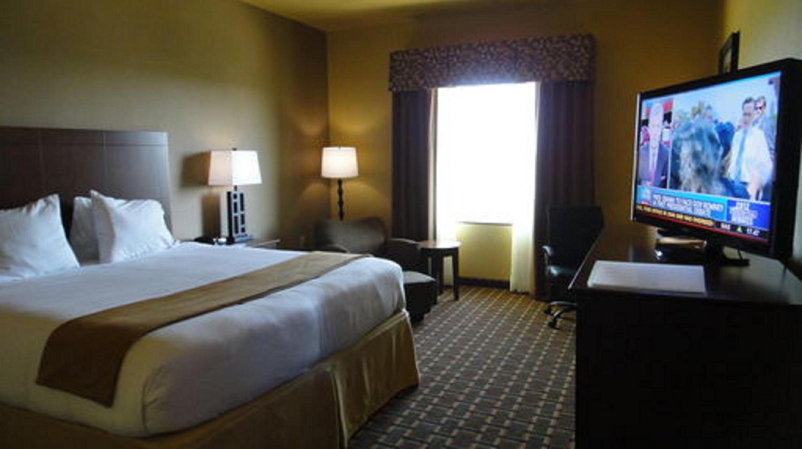 holiday inn express and suites george west by ihg