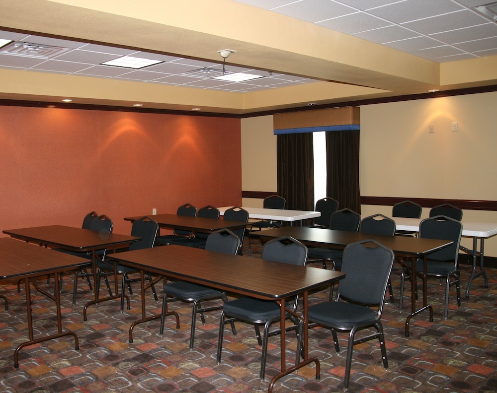 holiday inn express and suites george west by ihg