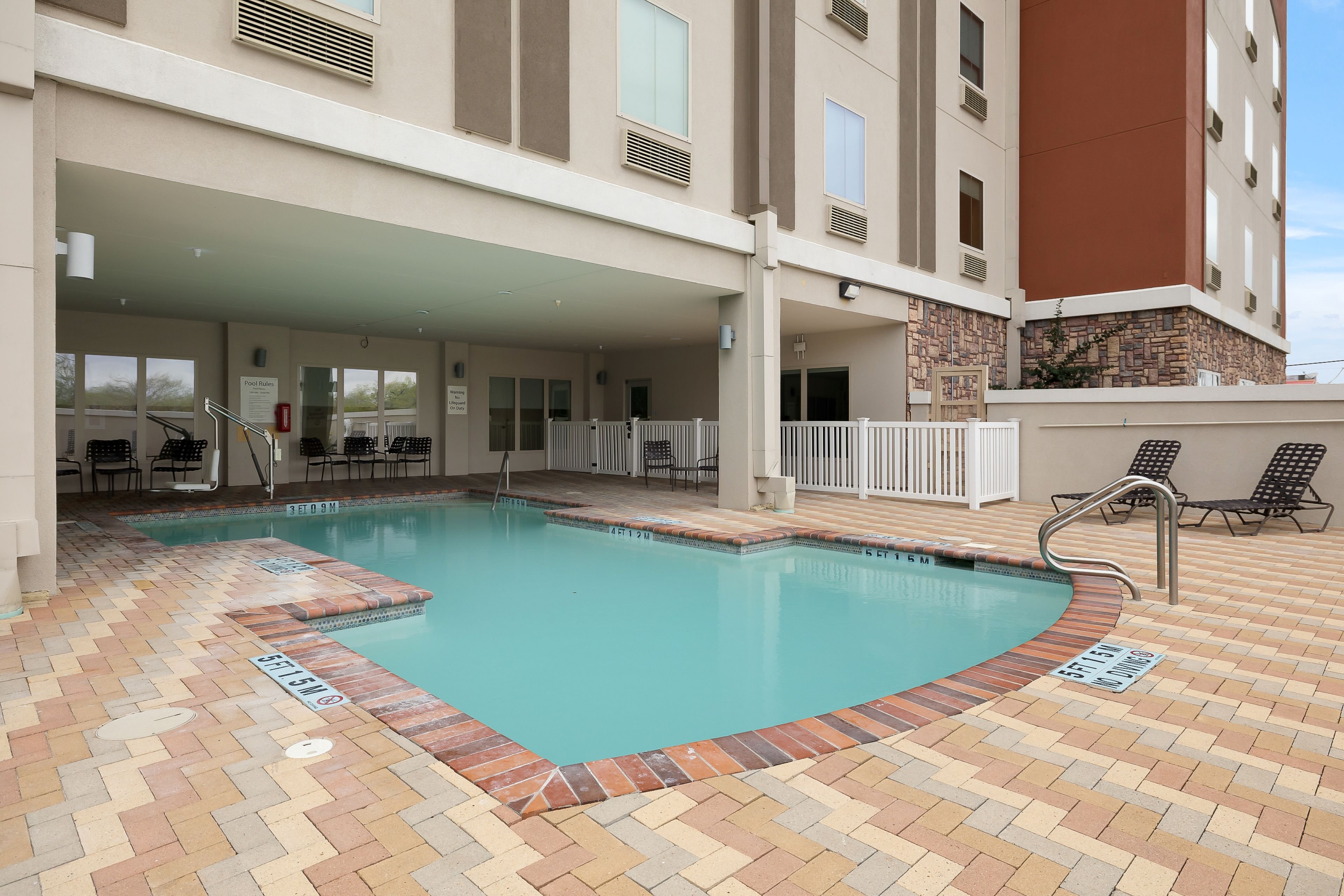 holiday inn express and suites george west by ihg