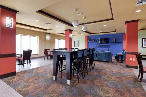 holiday inn express and suites george west by ihg