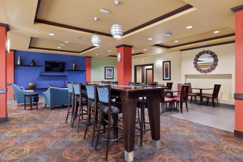 holiday inn express and suites george west by ihg