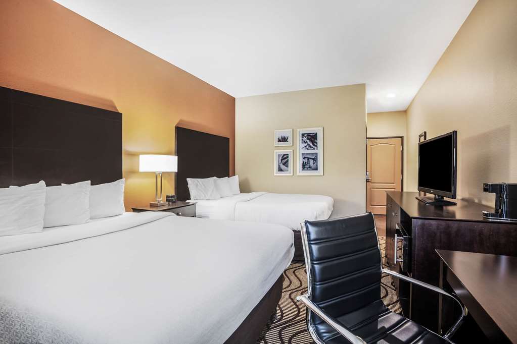 la quinta inn and suites by wyndham beeville