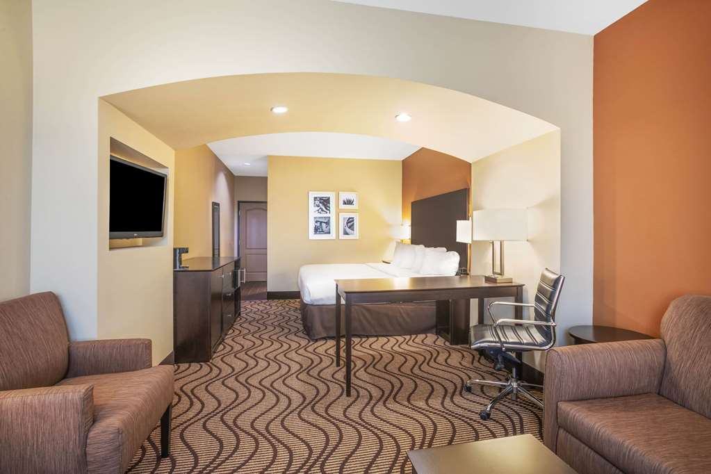 la quinta inn and suites by wyndham beeville