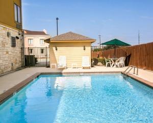 Sleep Inn & Suites Gonzales Near Palmetto State Park,Gonzales County>>Gonzales,3 star