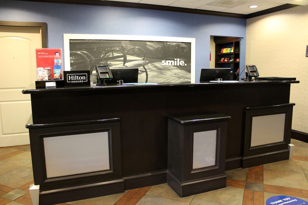 hampton inn and suites mount pleasant