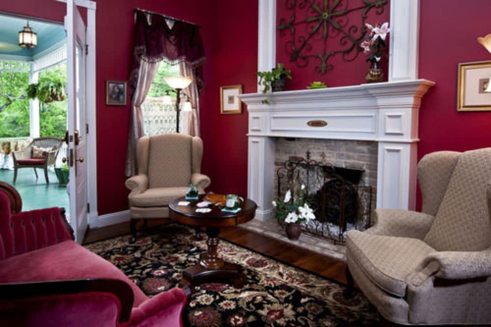 white oak manor bed and breakfast