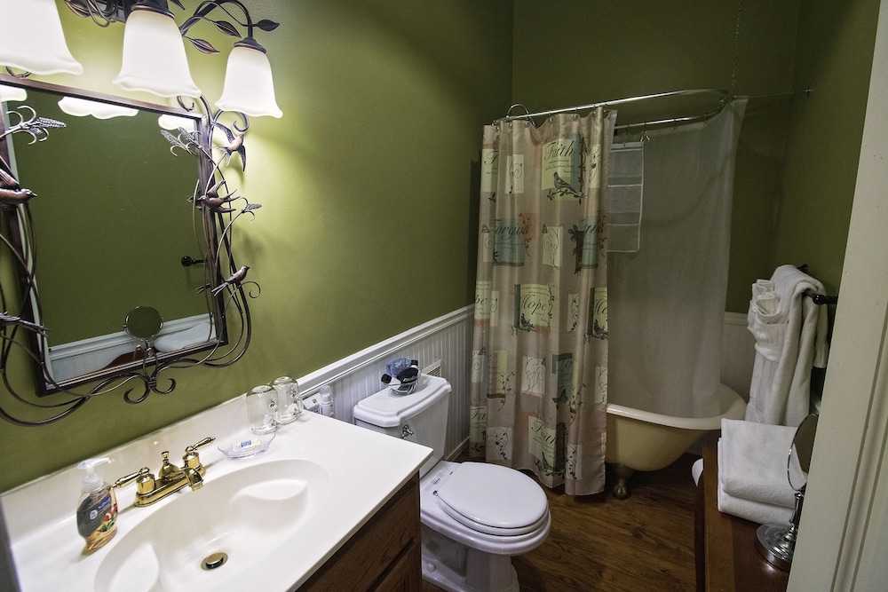 White Oak Manor Bed & Breakfast,Jefferson>>Gregg County,4 star