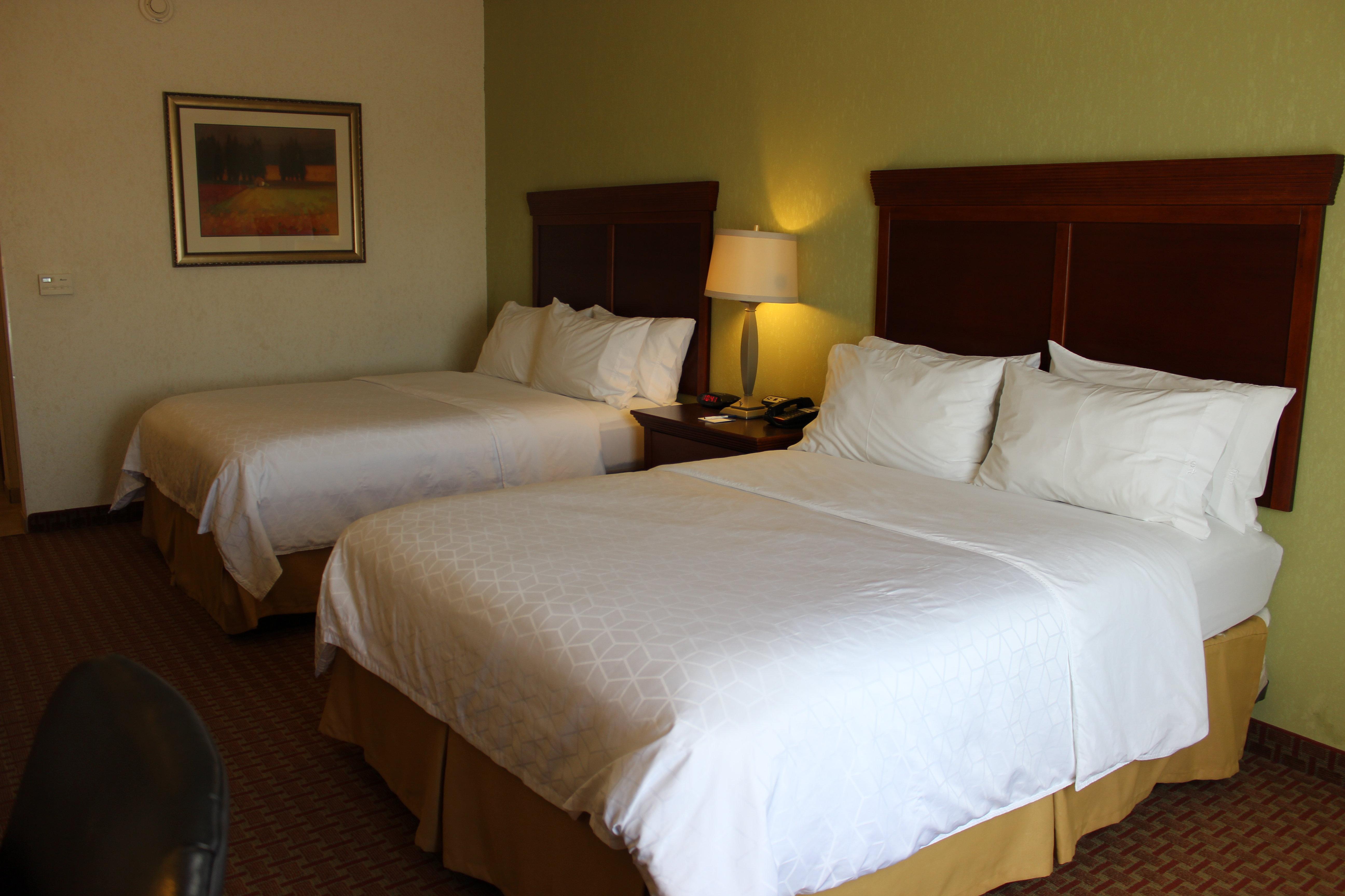 holiday inn express and suites center by ihg