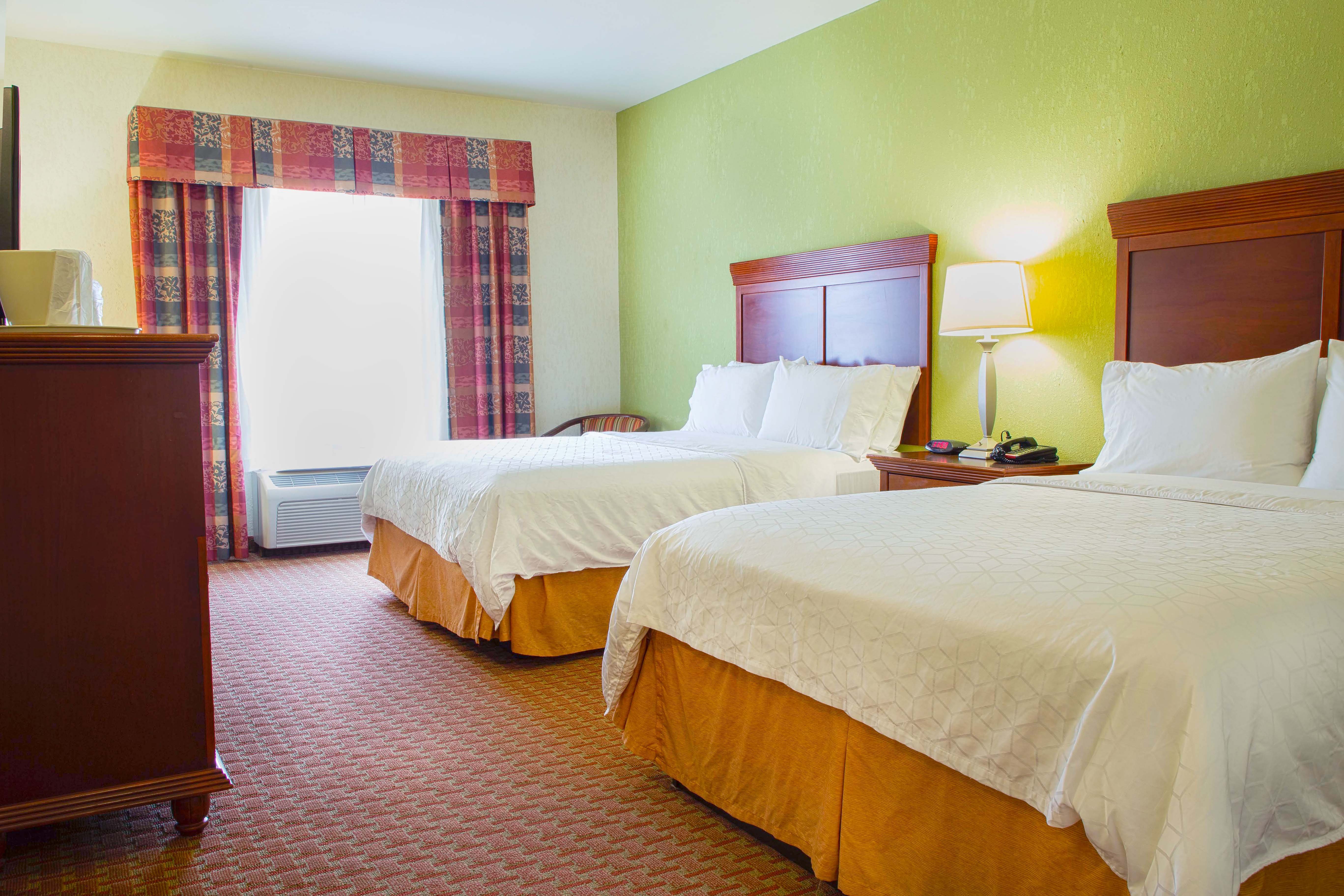 holiday inn express and suites center by ihg