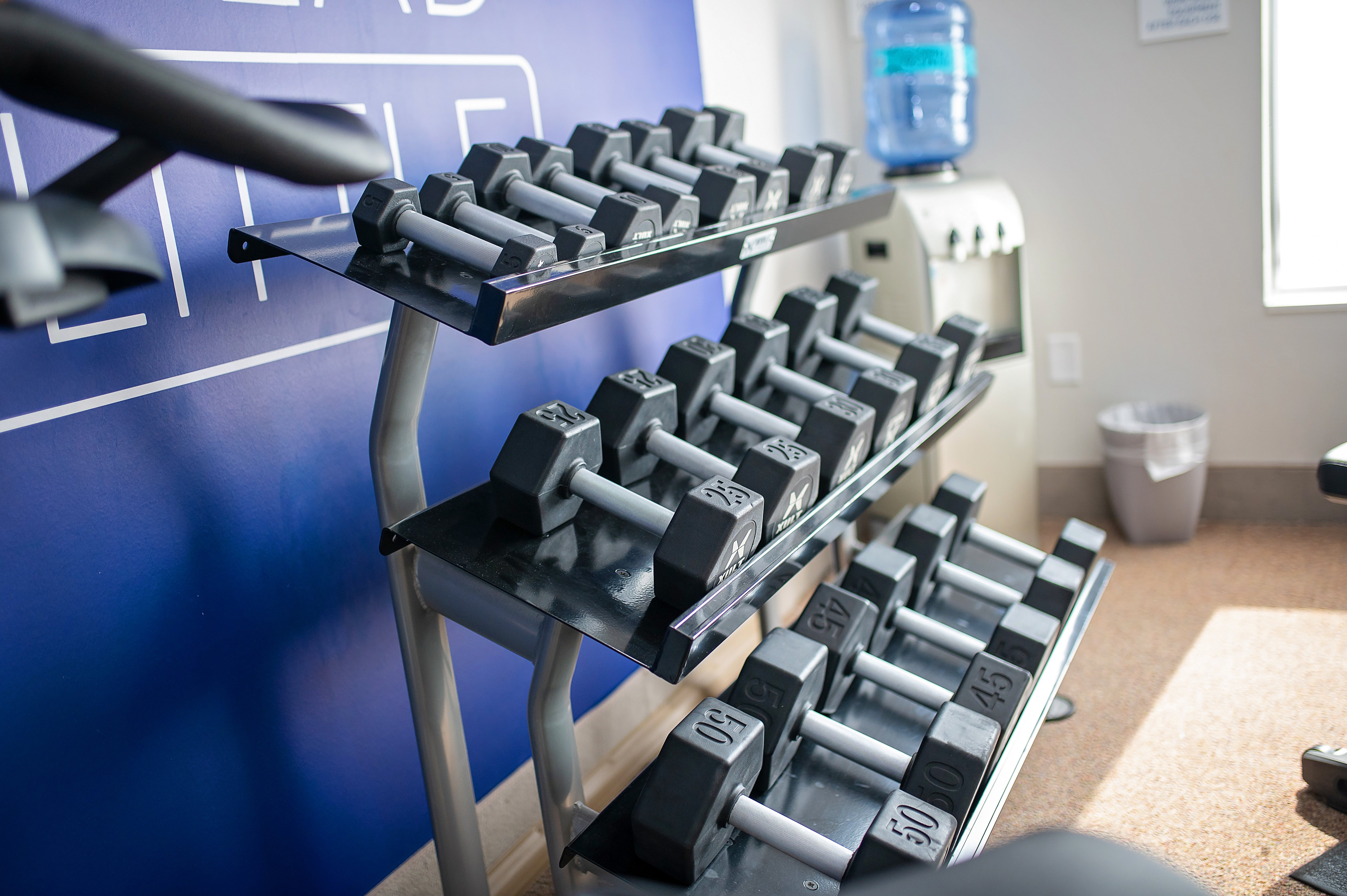 holiday inn express and suites center by ihg