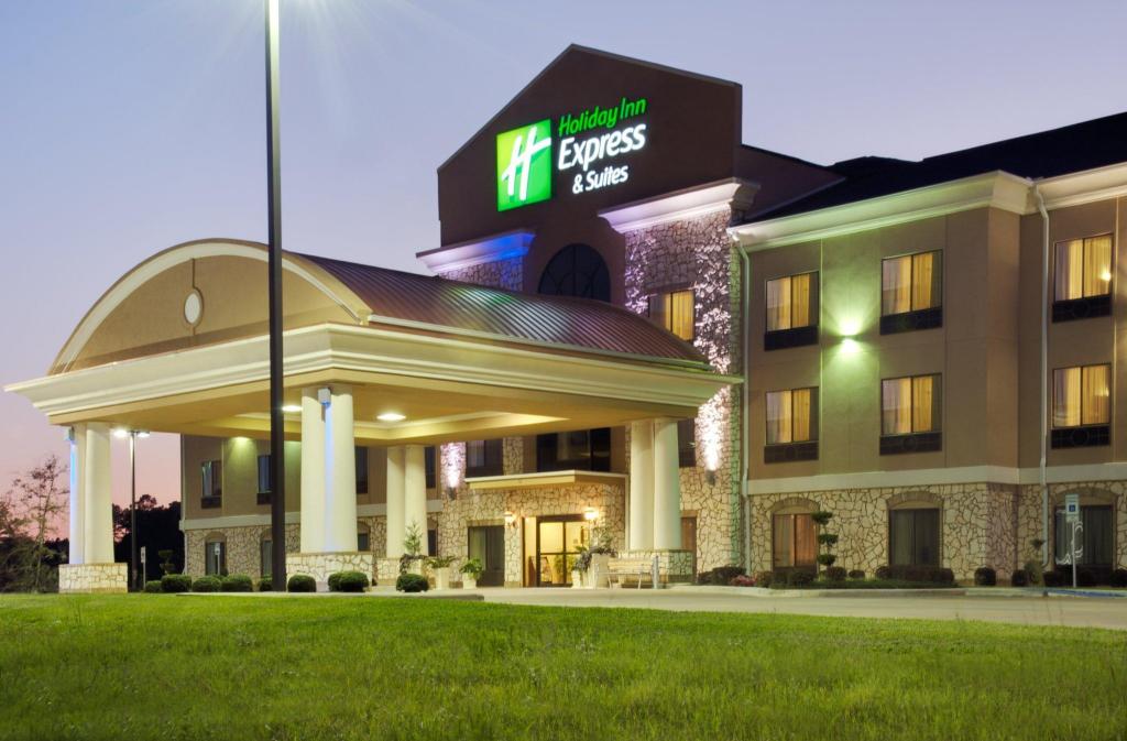 holiday inn express and suites center by ihg
