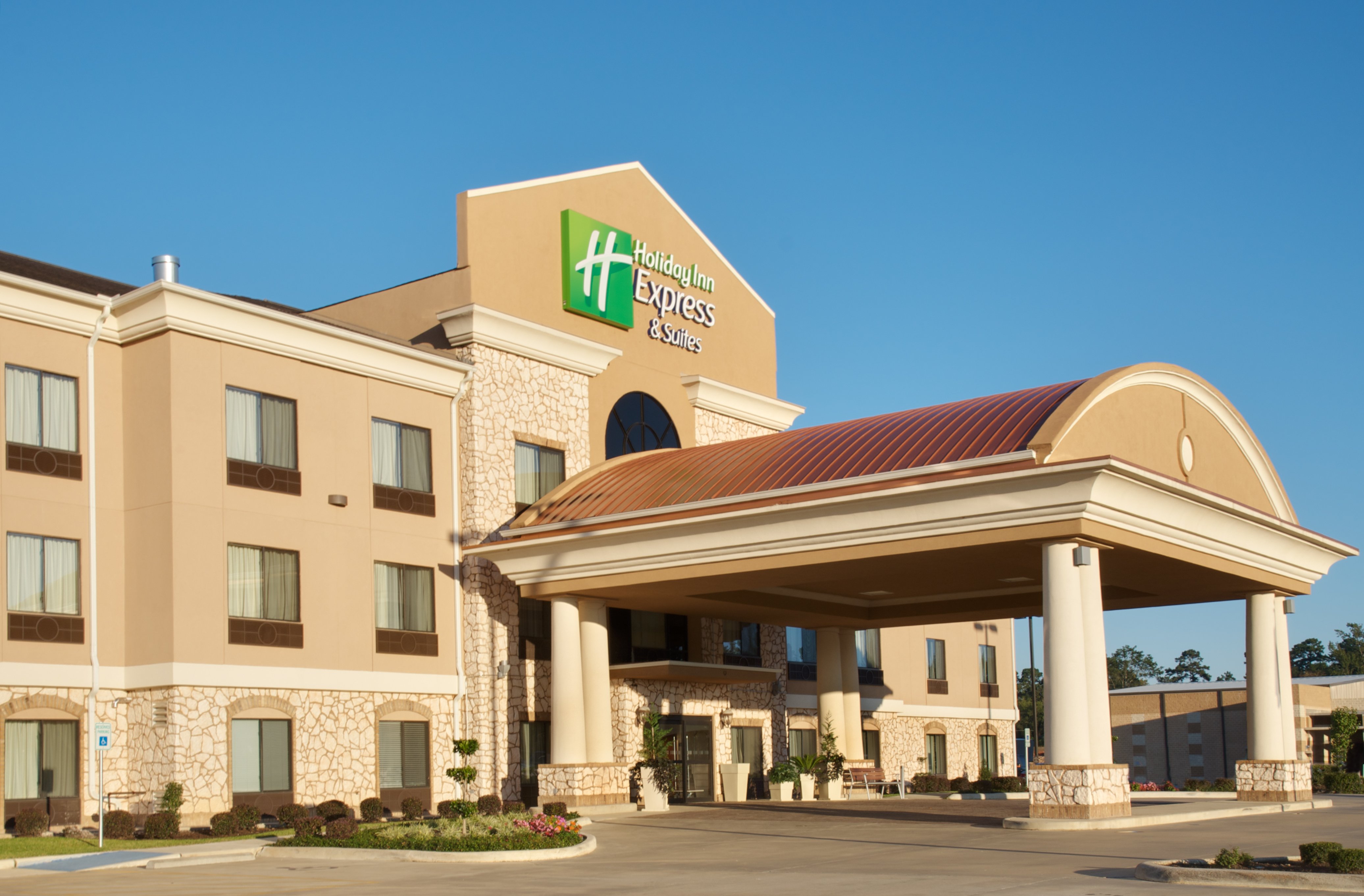 holiday inn express and suites center by ihg