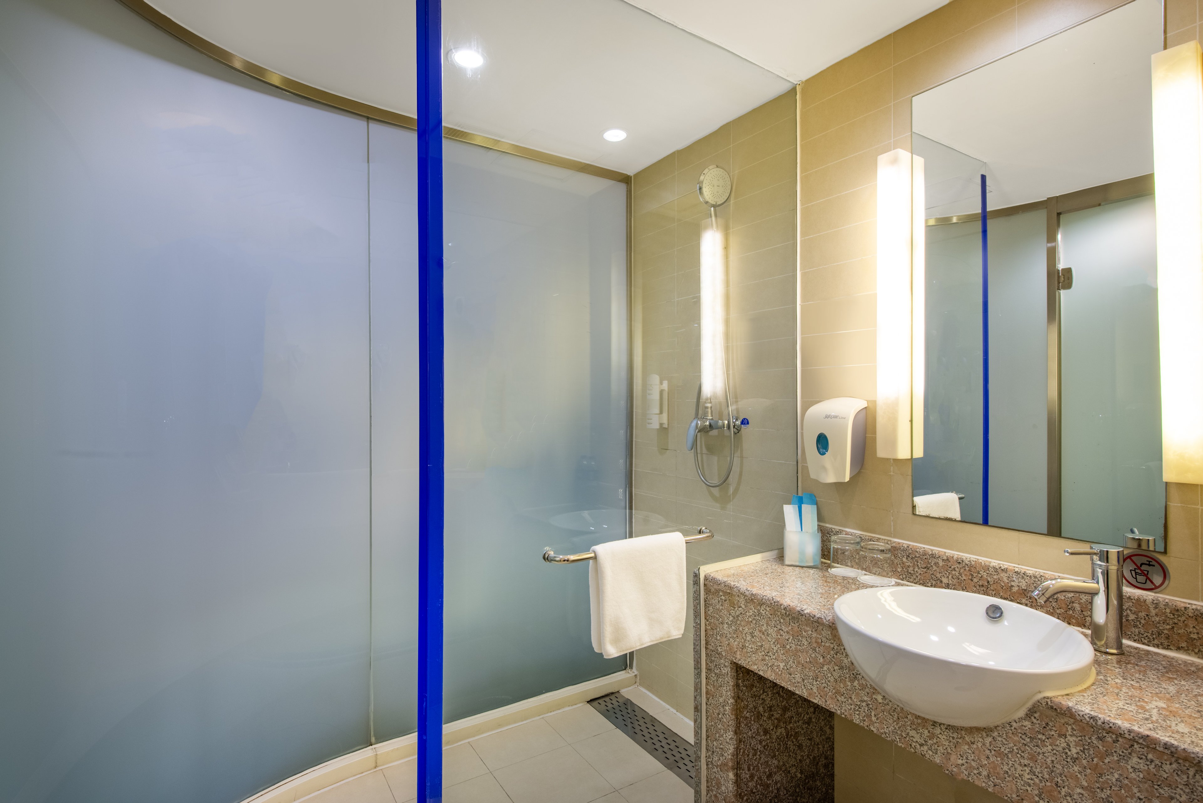 holiday inn express airport tianjin by ihg