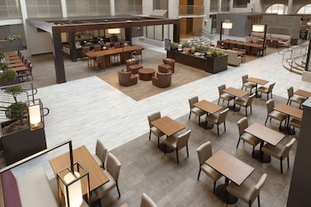 Embassy Suites By Hilton El Paso,El Paso International Airport>>El Paso,4 star
