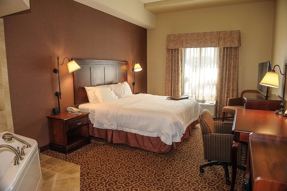 hampton inn and suites brookings