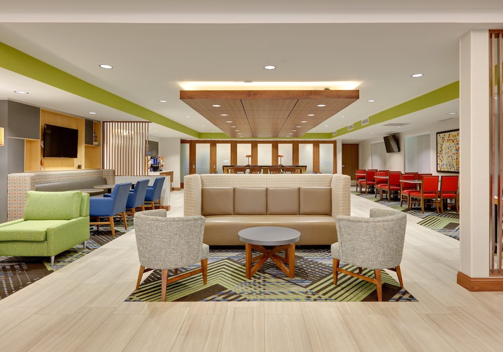holiday inn express mitchell by ihg